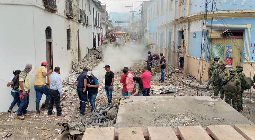  Detonan carro bomba frente a Alcaldía de Corinto, Cauca