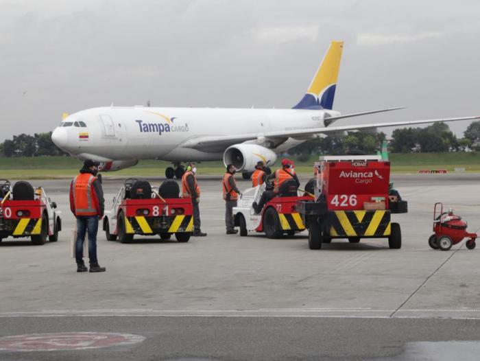  Llegaron a Colombia 3,5 millones de vacunas de Moderna