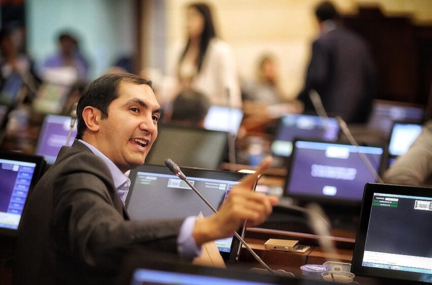  Afinia y Aire a rendir cuentas en debate de control político en el Congreso de la República.
