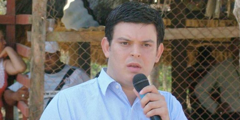  Exgobernador Lyons solo devolvió $4 mil millones de los $80 mil millones que se perdieron en su administración