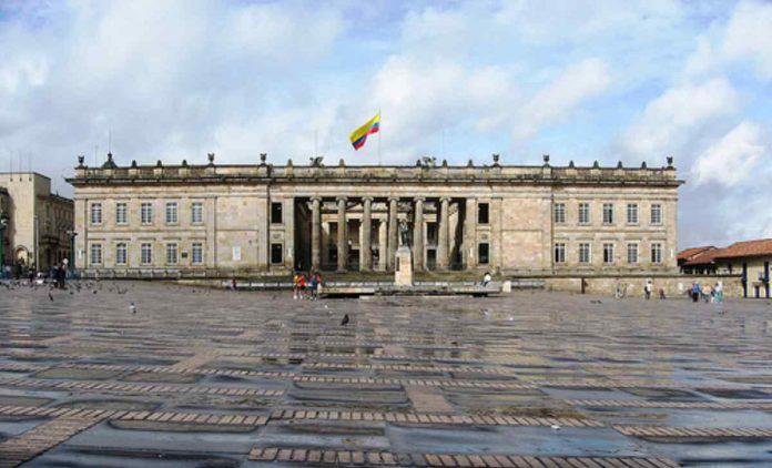  Senado aprobó reforma tributaria de Colombia; falta Cámara