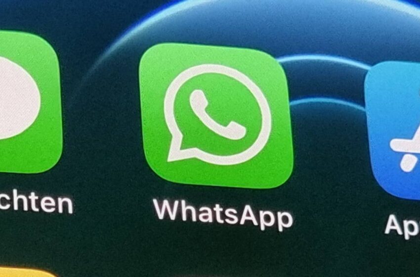  Facebook e Instagram vuelven con intermitencia: WhatsApp sigue caído