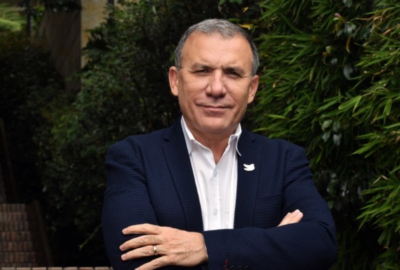  Roy Barreras renunció a su candidatura a la Presidencia