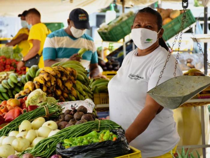  Bajan a 0% aranceles a 165 bienes importados para aliviar la inflación