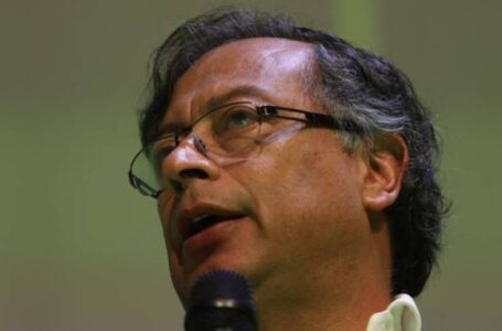 Petro denunció que pretenden “tumbar” este martes las elecciones en Colombia