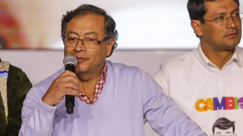  Gustavo Petro denuncia plan para asesinarlo y cancela su agenda política
