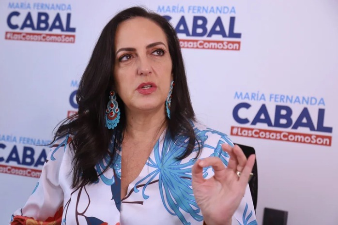  “Zapateiro es un desastre y Duque un gordo marica”: María Fernanda Cabal