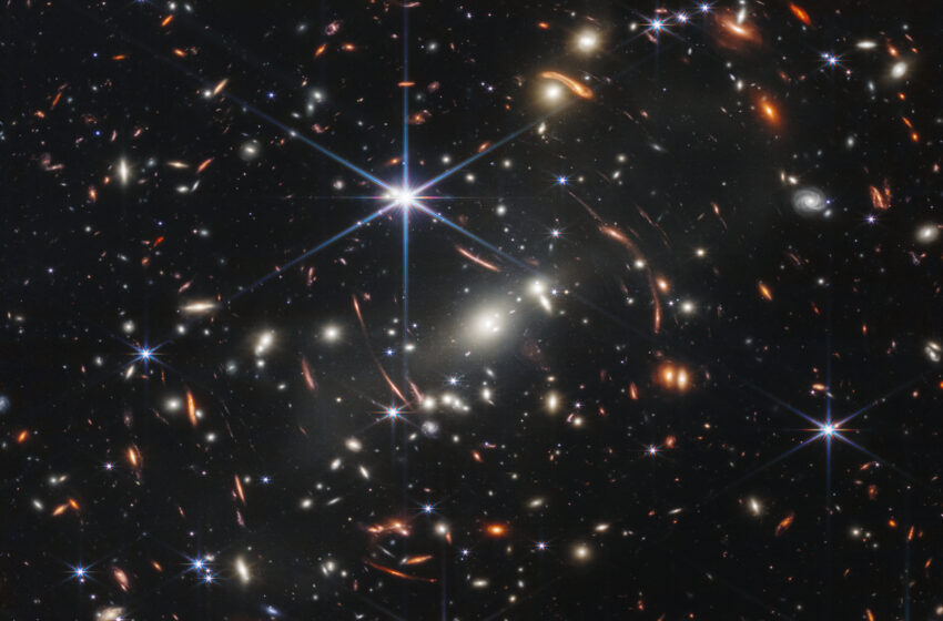  James Webb: la primera imagen increíblemente detallada del espacio profundo captada por el telescopio
