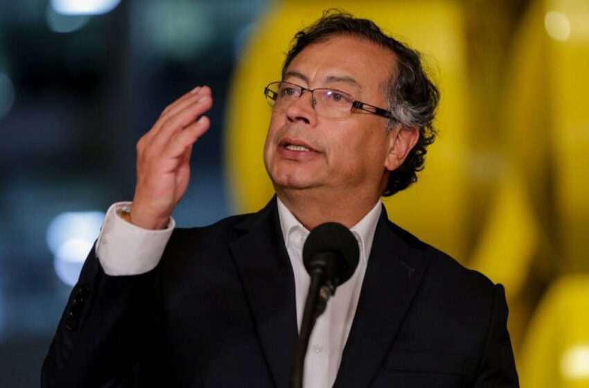  Presidente Petro anunció que Gobierno asumiría funciones de la CREG