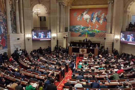  ‘Cuello de botella’ en el Congreso: reducción del salario de los congresistas y otras reformas que estarían en la cuerda floja