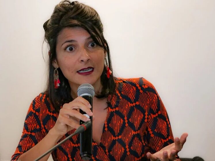  La ministra de Minas y Energía, Irene Vélez, abandonó abruptamente rueda de prensa, ¿qué pasó