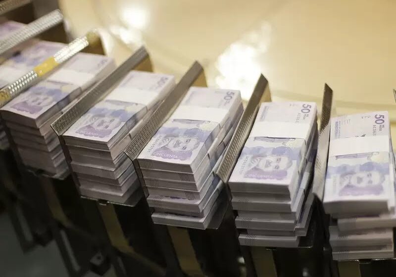  Expresidente de la SAE emite dura respuesta a Petro por inventario de bienes