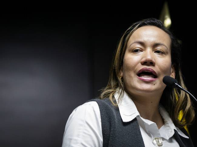  Oposición denuncia que MinSalud quiere hacerle ‘conejo’ a debate en el Congreso