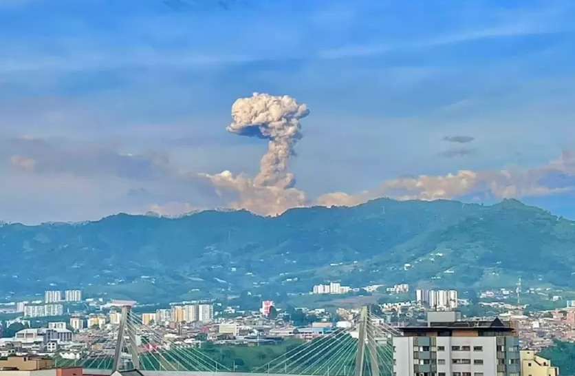  El volcán Nevado del Ruiz sigue muy inestable, advierten las autoridades