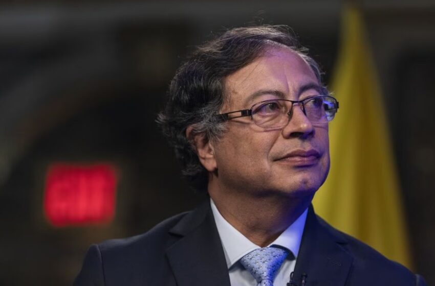  Petro postula a tres mujeres para reemplazar al fiscal general