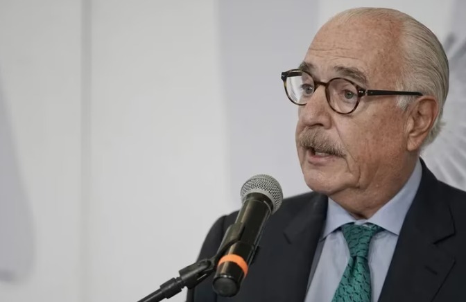  Andrés Pastrana se fue contra la Paz Total de Petro: “Es el disfraz para legalizar el narcotráfico”