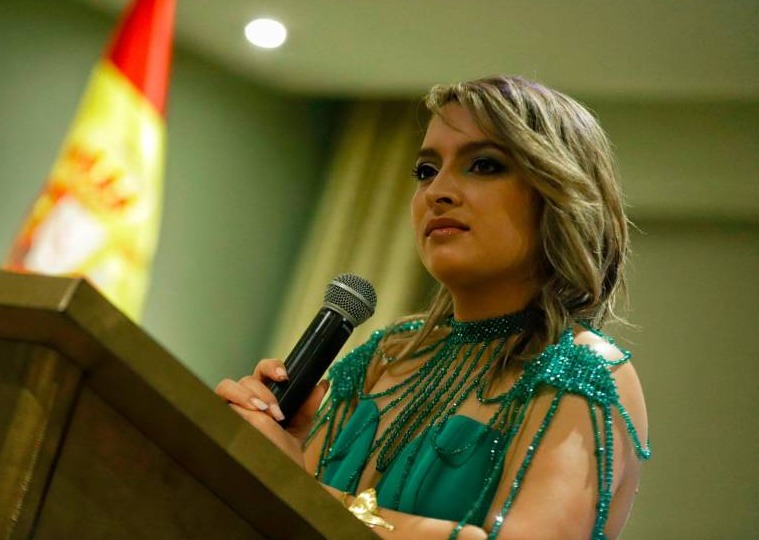  Fiscalía abrió investigación por amenazas de muerte contra Andrea Petro, hija del presidente