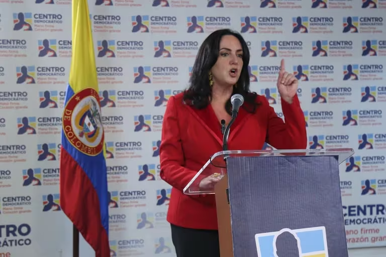  María Fernanda Cabal calificó de “criminal” el proyecto de ley que busca incrementar el Impuesto Predial Unificado hasta en 300%