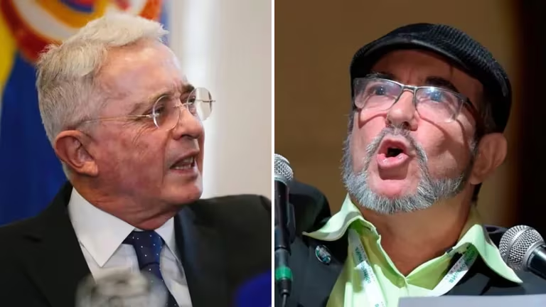  Álvaro Uribe Vélez se defiende de Timochenko por plantearle que se acogiera a la JEP: “Matón santurrón”