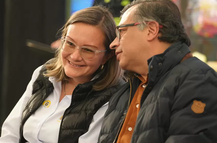  Cielo Rusinque, elegida Superintendente de Industria y Comercio