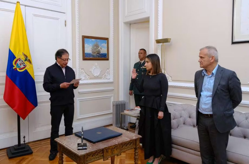  Laura Sarabia tardó 263 días en regresar a la Casa de Nariño junto al presidente Petro
