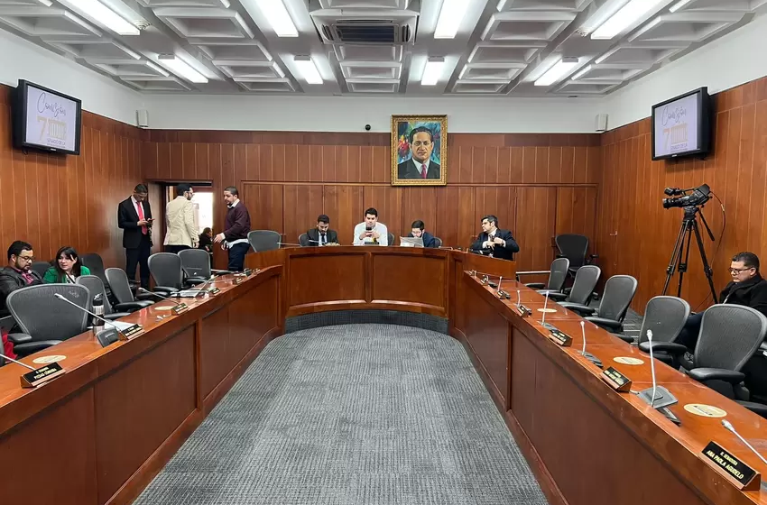  Reforma a la salud: conservadores y ‘la U’ no presentarán ponencia alternativa