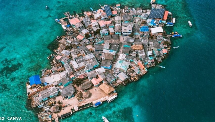  Así viven más de 800 personas en la pequeña isla colombiana que es la más densamente poblada del mundo