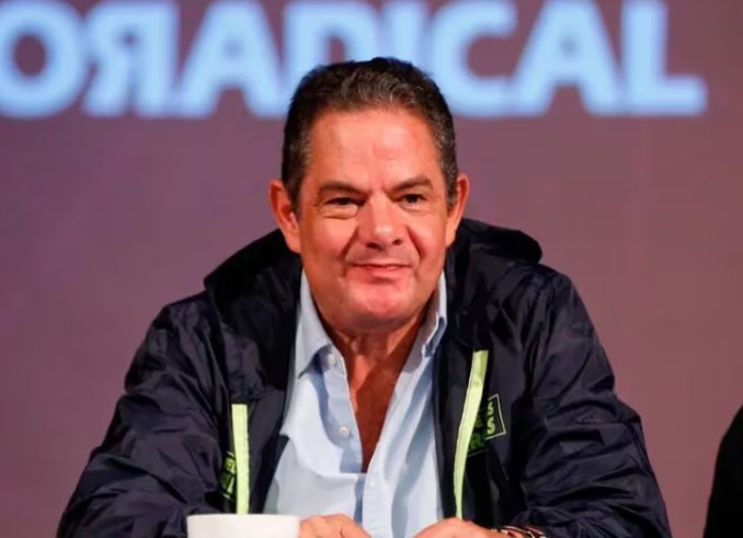  Germán Vargas Lleras mencionó las líneas rojas que tiene la nueva reforma tributaria del Gobierno Petro: “Es mentirosa y respira odio”