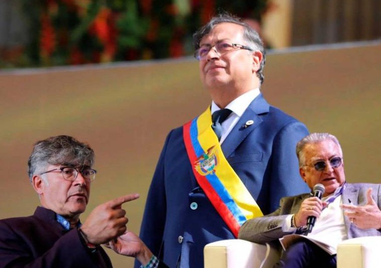  En cuestión de horas, otras dos fichas claves de Petro presentaron su renuncia: Superservicios y Migración