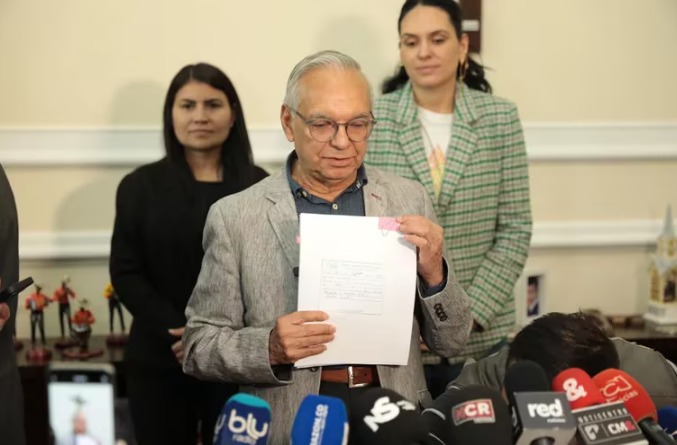  Alerta económica de Fenalco con nueva reforma tributaria de Petro: subirá el precio del Acpm y del gas