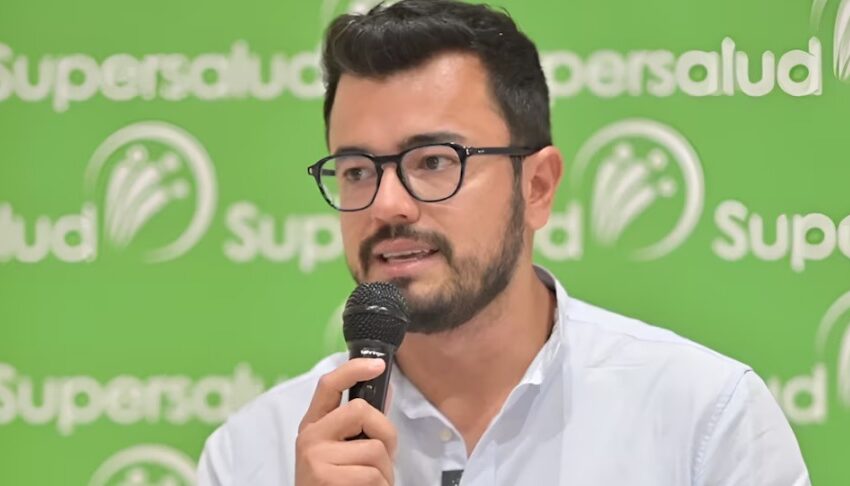  Ola de reacciones por la salida de Luis Carlos Leal de la Superintendencia de Salud: “Un sector al garete”