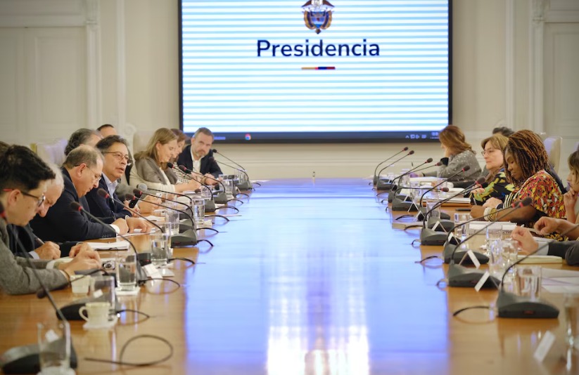 Gustavo Petro solicitó la renuncia protocolaria de ministras, ministros y directores de departamentos administrativos