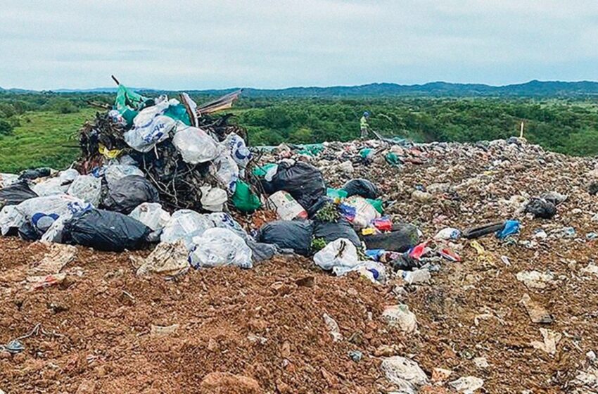  El relleno sanitario Loma Grande en Montería sigue siendo una bomba de tiempo ambiental y sanitaria. Años de contaminación, fallos judiciales incumplidos y una concesión de recolección de residuos a punto de vencer