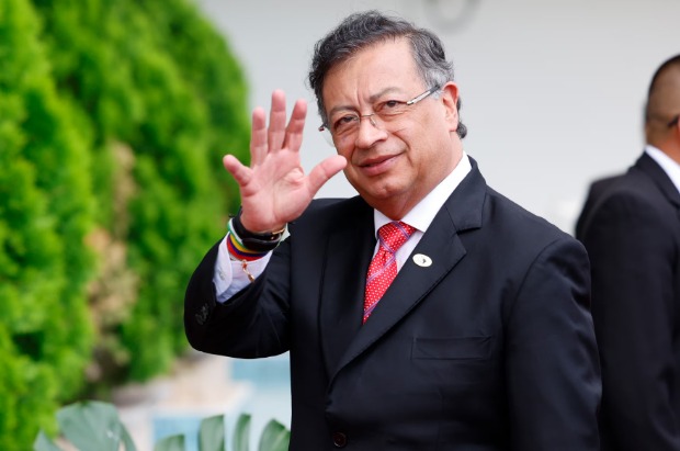  Consejo de Estado ordena a Petro dejar de transmitir los consejos de ministros en canales privados