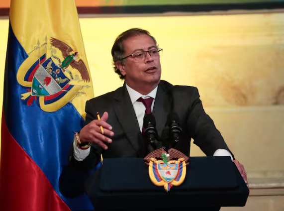  “La reforma tributaria va hacia los más ricos”: Petro a críticas sobre proyecto radicado en Congreso