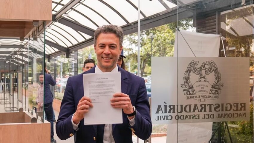  La Registraduría ratificó la decisión que impidió a Daniel Quintero inscribir su comité de firmas: “No se encuentra mérito alguno”