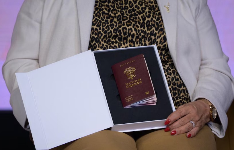  Nuevo pasaporte colombiano: quiénes podrán obtenerlo gratis en 2026 y cómo realizar el trámite a partir de abril en todo el país