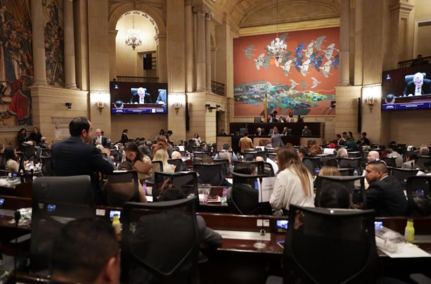  Este será el salario de los nuevos senadores y representantes de Colombia: ingresos de hasta $51,6 millones mensuales