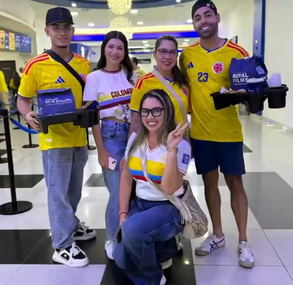  La Cámara de Comercio de Montería acompaña a nuestra Selección Colombia junto a funcionarios y empresarios, quienes se reúnen en las salas de cine de Royal Films