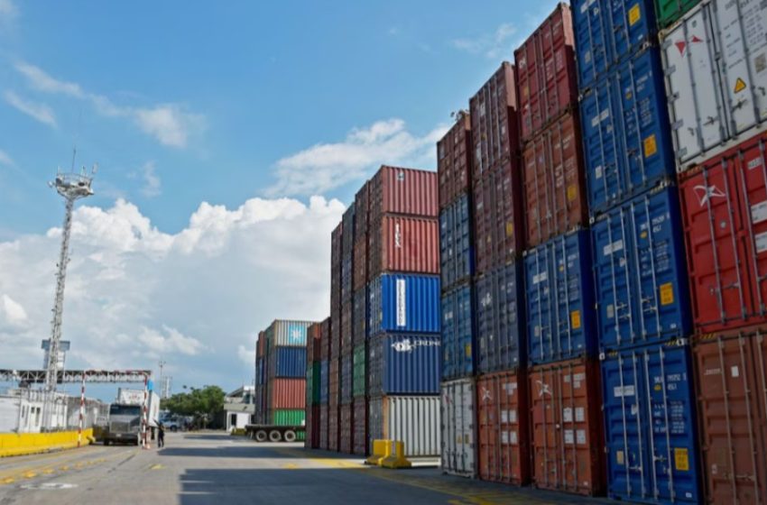 Importaciones de Colombia se dispararon 27% en junio y el déficit comercial aumentó
