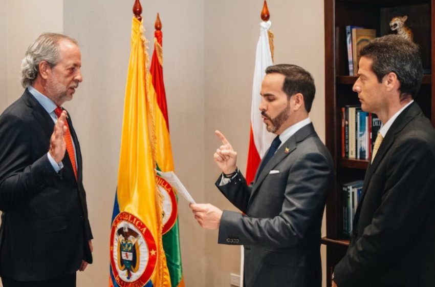  Abelardo de la Espriella posesionó a Samuel Bluman como director de ProColombia: “Trabajaremos para atraer más inversión”