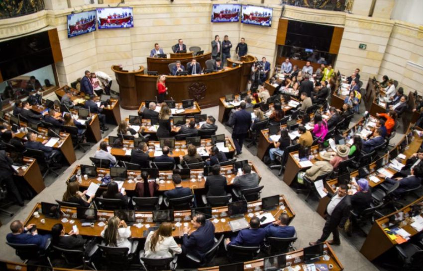  El Pacto Histórico no pudo “tumbar” el Presupuesto que busca el Gobierno De la Espriella para 2027: dura derrota para Carolina Corcho y la izquierda
